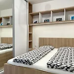 Arenas Apartmán *