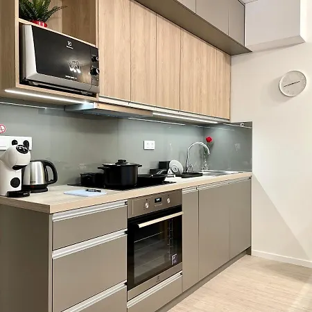 Arenas Братислава